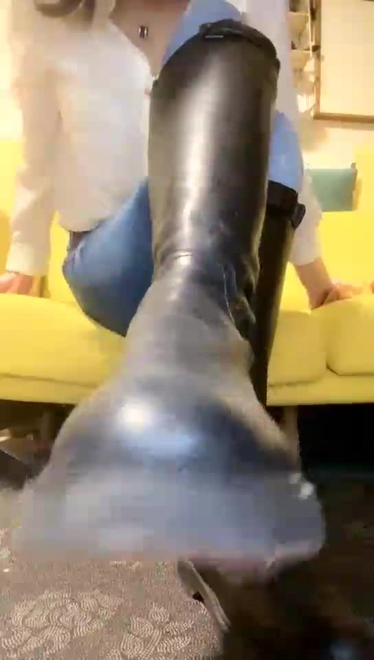 第一视角 鞋底榨精 红绿灯