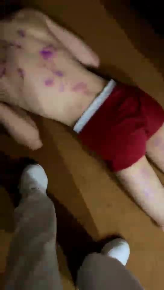 鞋舔脚耳光圣水红金暴打踩踏