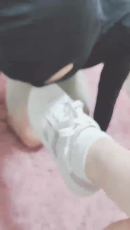小白鞋虐狗有没有喜欢的
