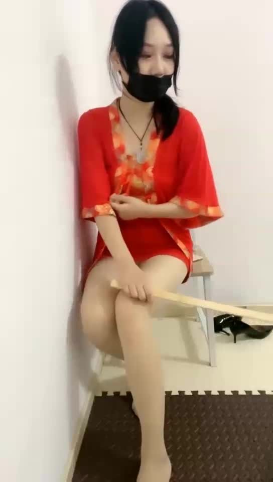 调教迟到去相亲的狗 羞辱舔脏鞋