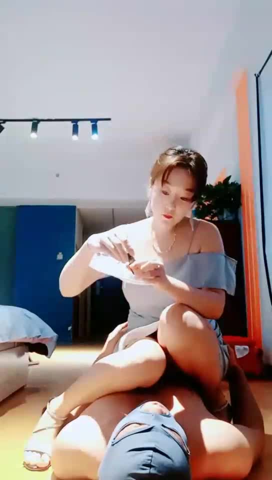 rush 耳光口水做脸圣水 足交