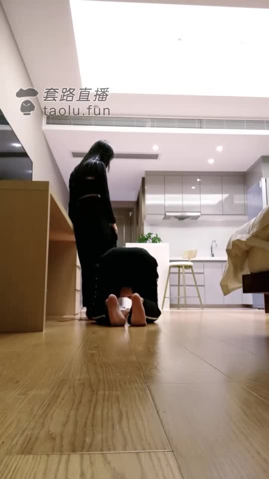 凌晨的贱狗