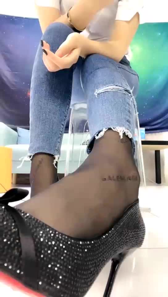 第一视角久违的裤里丝视角 粗口洗脑