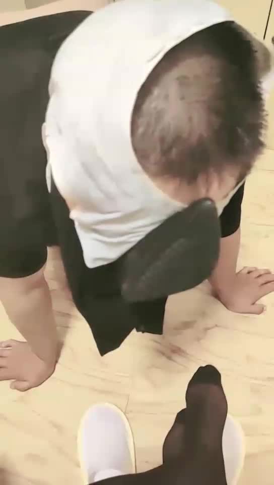 夫妻主 舔女主黑丝