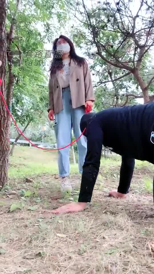 开发刚入职两个月的小妹妹