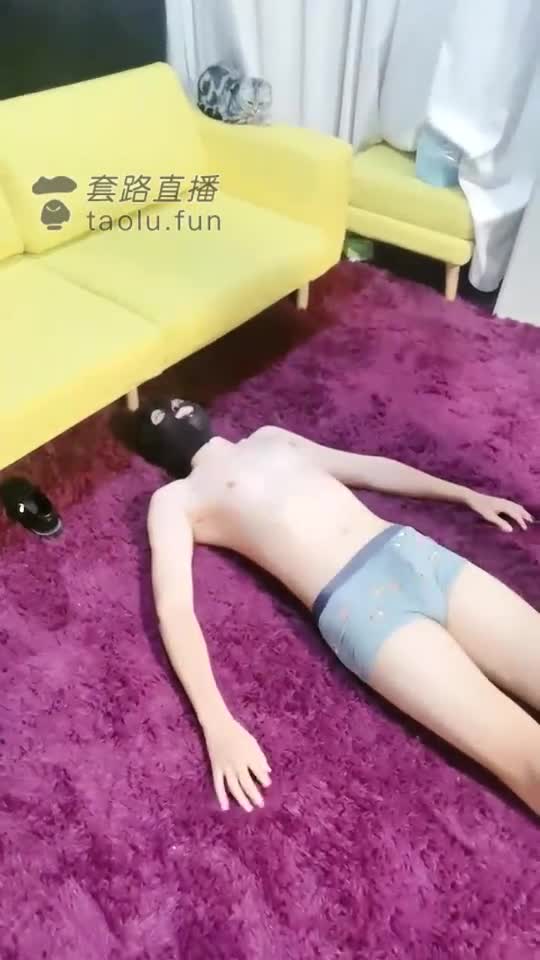 多S 素人姐妹看着我玩狗