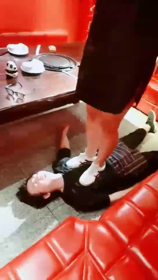 调教饭店服务员