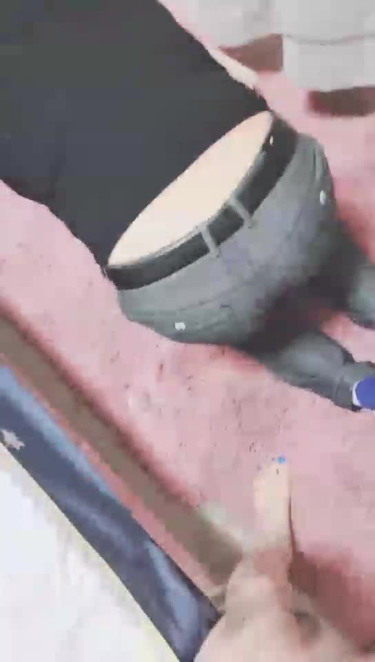 鞭打踩踏 脚耳光