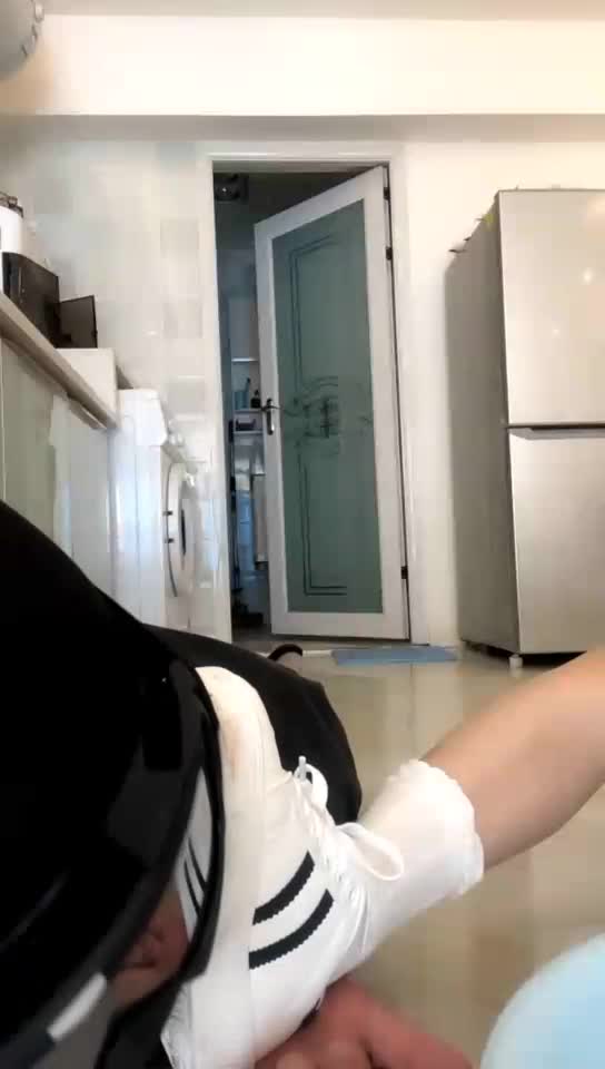 舔板鞋 喝鞋水