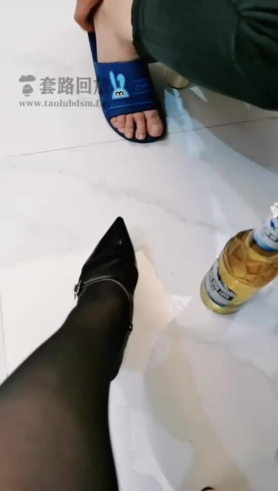 接上次 户外开发素人 家中喝酒