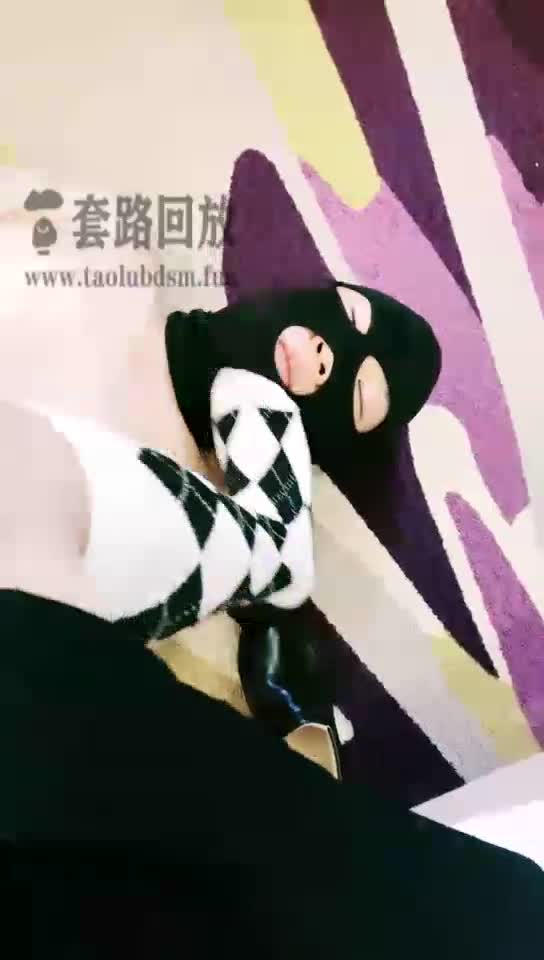 调教开发19岁恋足狗