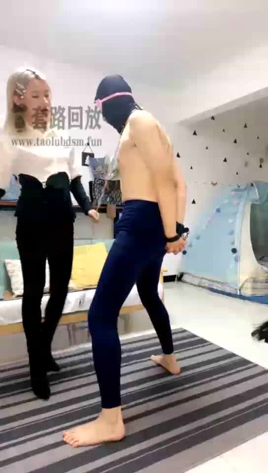 双S调教 踢裆虐乳专场