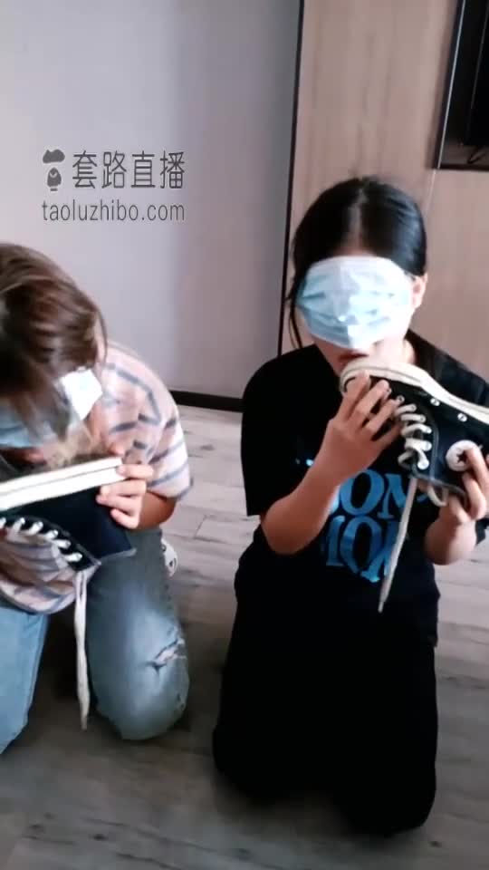 周末酒店调教双母畜1 Lesdom