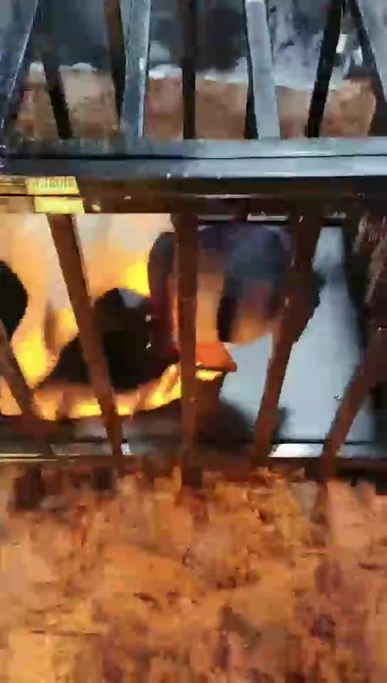 被第一次开发圣水 喝吐了真可怜