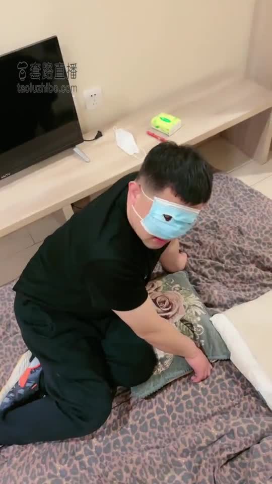 男同事被我玩坏了