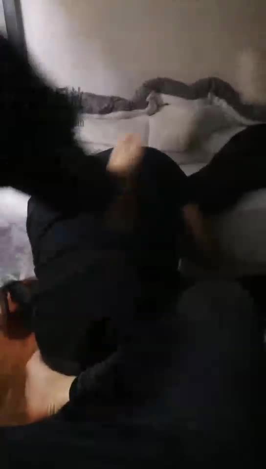 又一个贱狗 舔脚