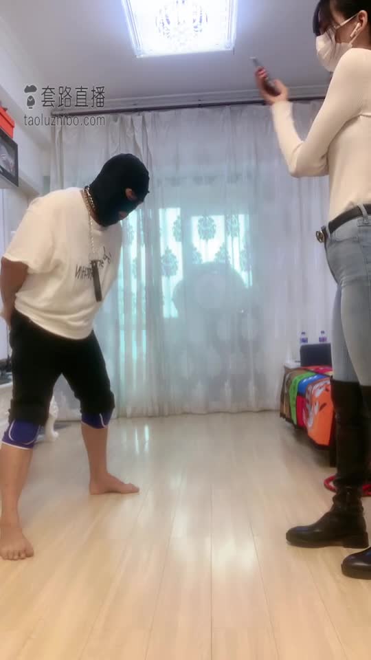 过膝靴 坐脸 窒息 踢裆
