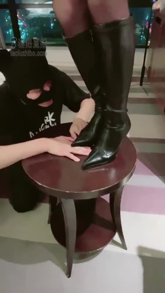 触碰我底线的下场