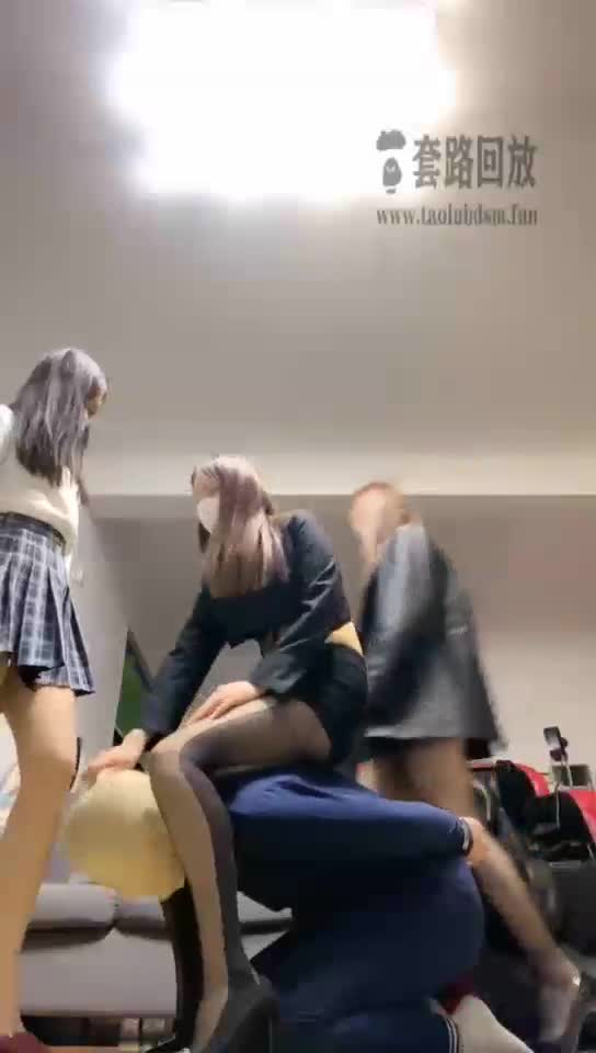 三S开发素人 踩踏 耳光 捉档 榨精