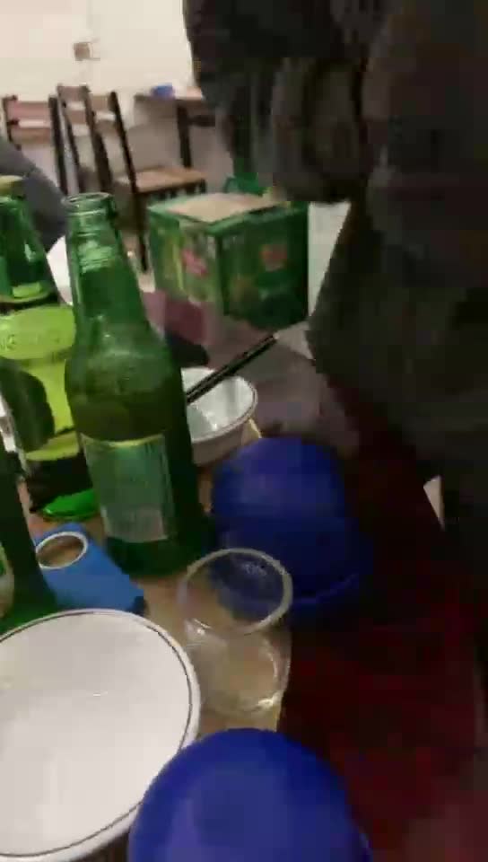 饭桌上尝试开发圈外朋友