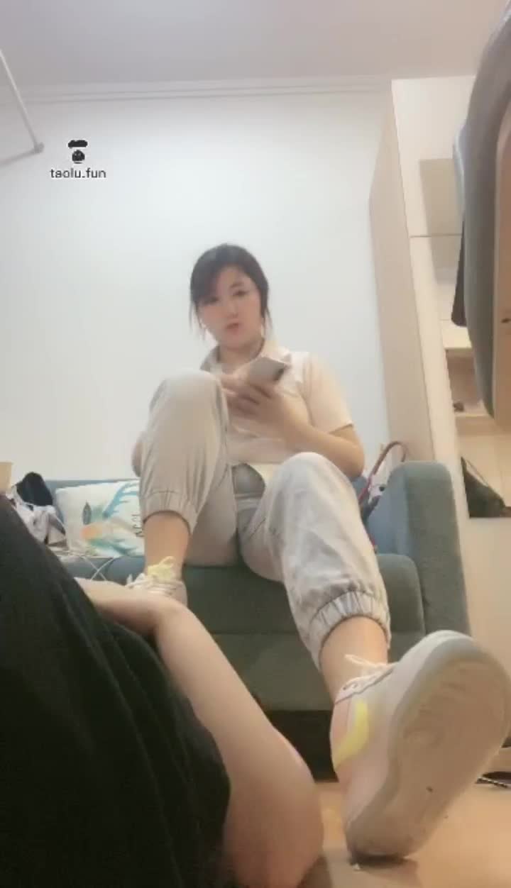 呕吐调教母狗
