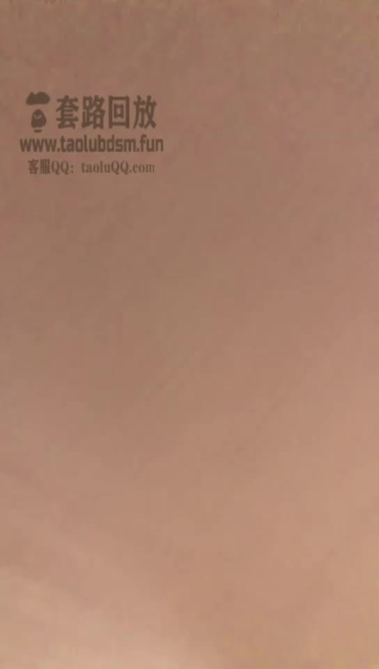 高跟踩 舔脚 骑马