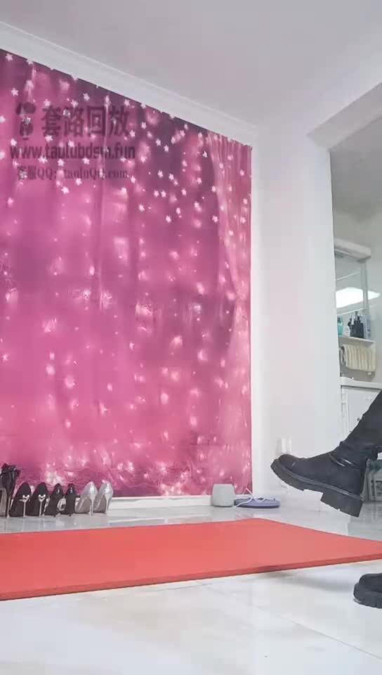 羞辱调教小奶狗