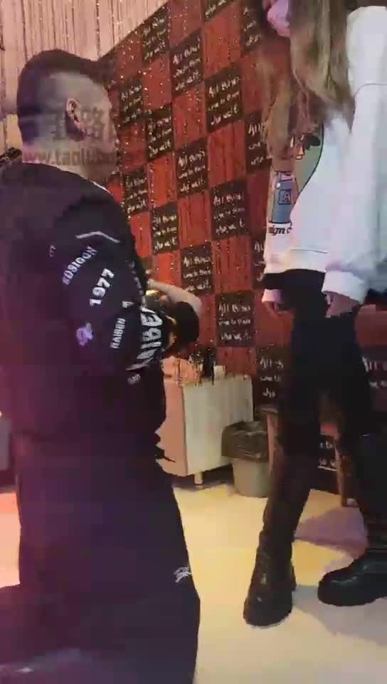 首次调教第一贱 进来看大成犯贱