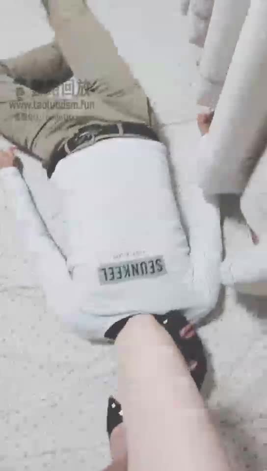 残忍踩脸 虐鸡 恋足