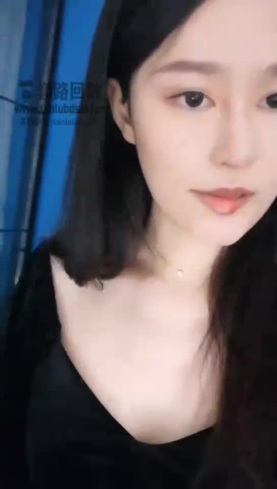 舔舔脚脚喝喝圣水骑骑马