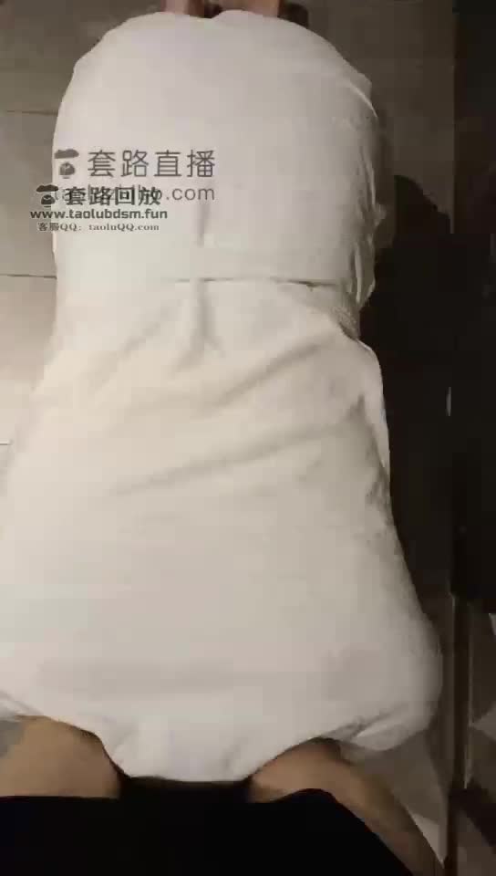 平安夜踩狗狗