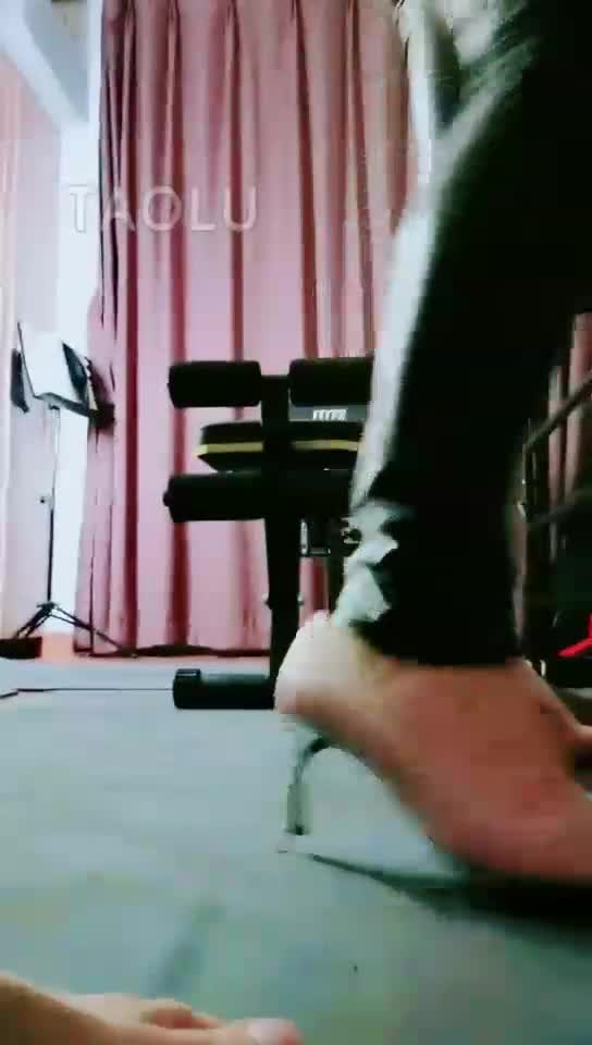 鞭打 虐乳 打脚心