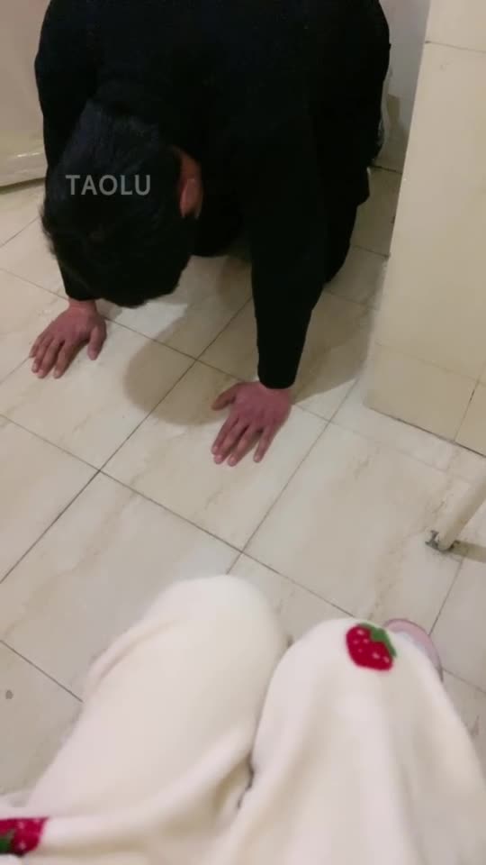 伺候好才有香香吃