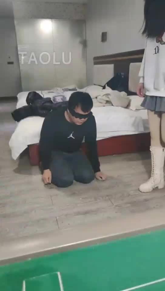 素人姐姐 耳光 鞭打 踢打