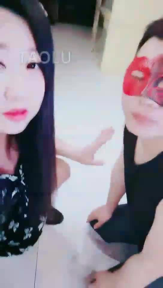 裸足臭靴子耳光踢蛋蛋 一