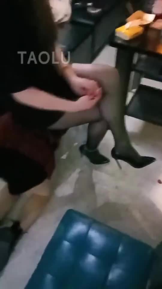 酒吧伺候主人