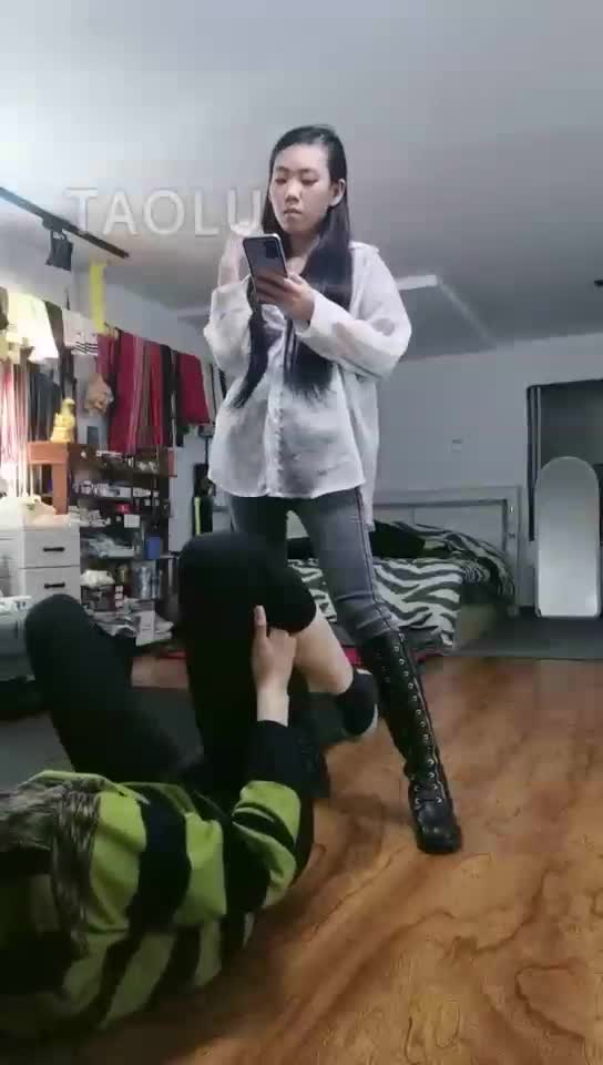 踩裆 踢裆 踹档 各种姿势碎蛋