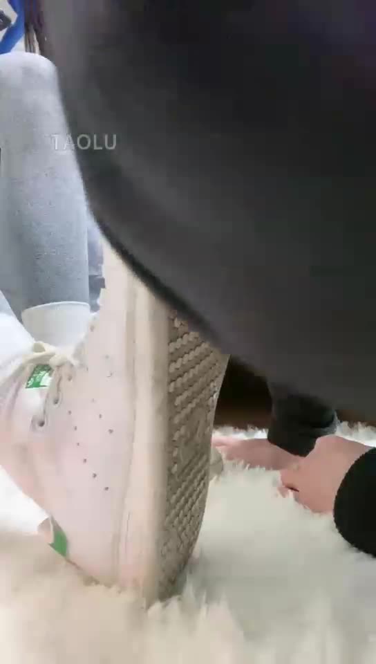 棉袜 白鞋 瑜伽裤