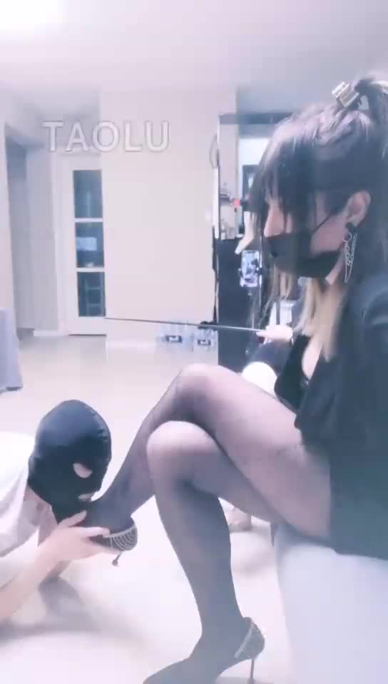 双s耳光一千下