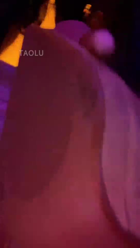 第一视角 红绿灯控精 被主人超细高跟踩奶头 用Jb擦脏鞋底