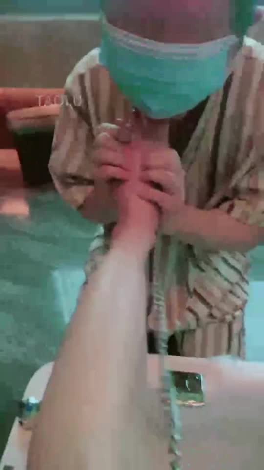 按摩店玩狗