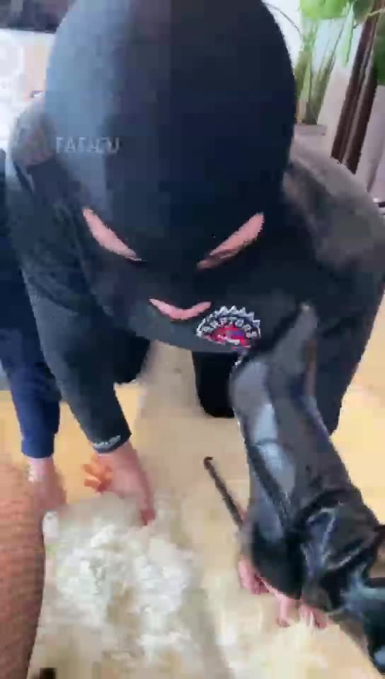 两贱狗舔脚