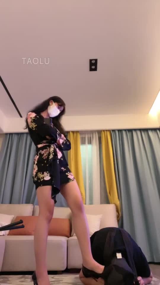家奴体罚训练