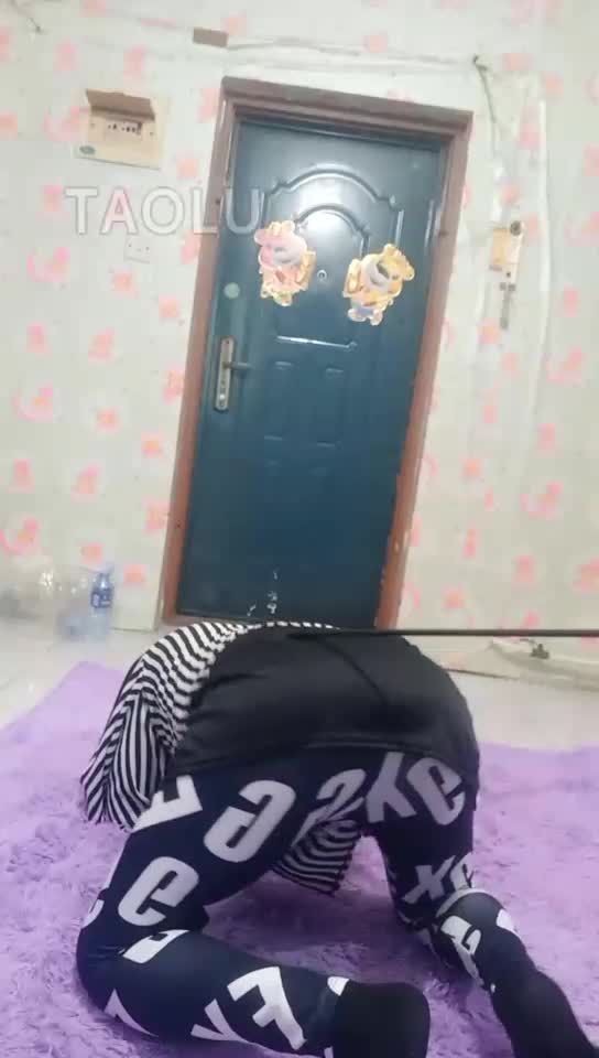 调教想切蛋蛋的CD奴