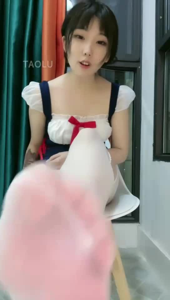 第一视角 红绿灯 白丝榨精5次