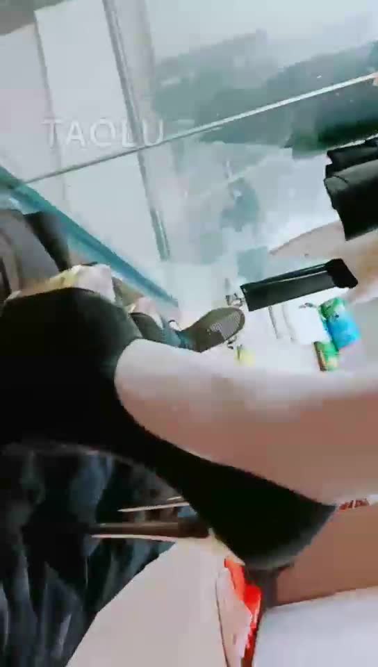 大学生小奶狗来找主人 踩踏 耳光