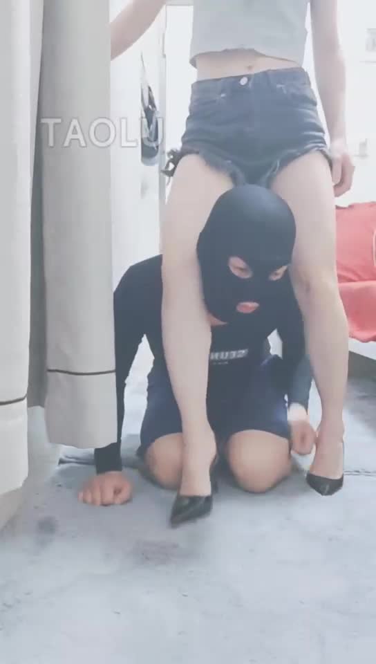 虐待体育狗 严厉温柔并存 舔鞋 腿绞