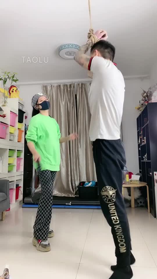 纠缠了我一年半的狗