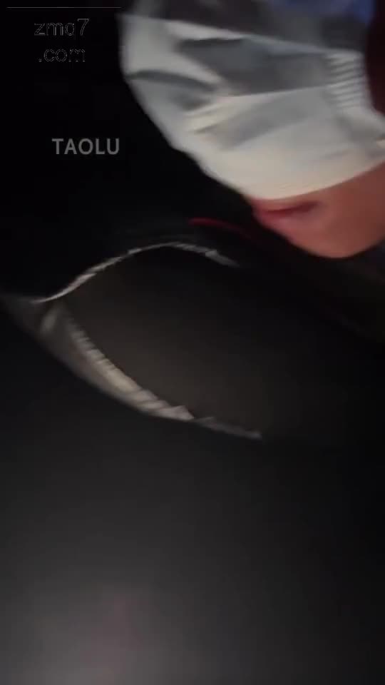 边等红绿灯边抽贱狗耳光 不停惩罚傻B狗定错地址
