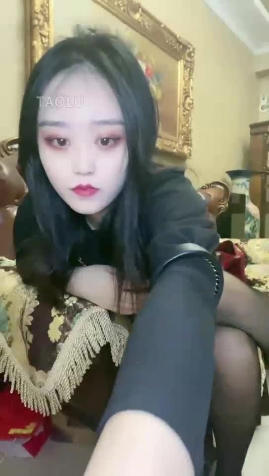 贱狗舔主人玉足